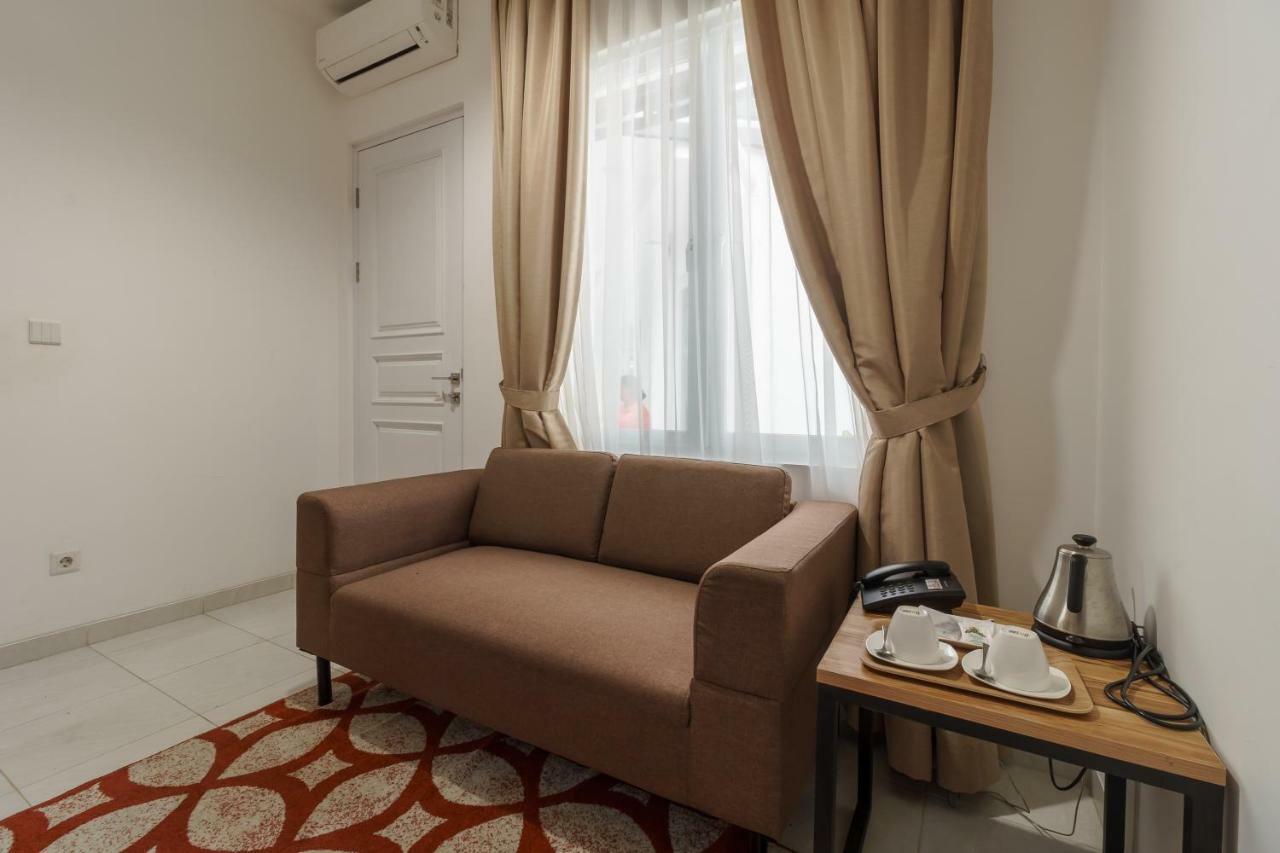 Reddoorz Plus Near Exit Toll Puncak 2 Bogor Exterior photo
