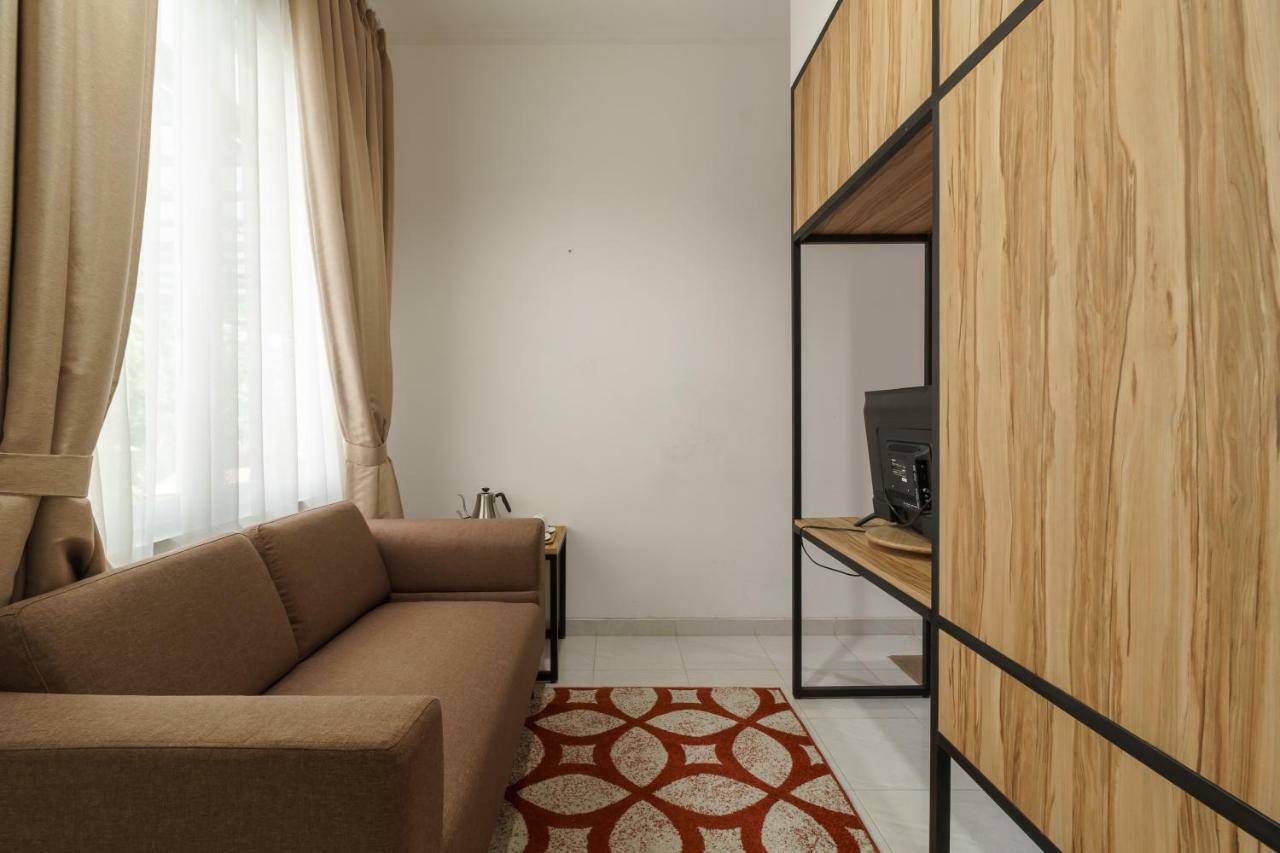 Reddoorz Plus Near Exit Toll Puncak 2 Bogor Exterior photo